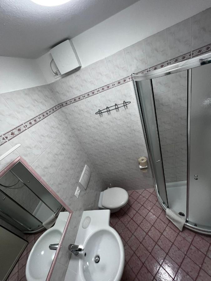 Apartment Cornicello With Pool By Glam Bardolino Exterior foto